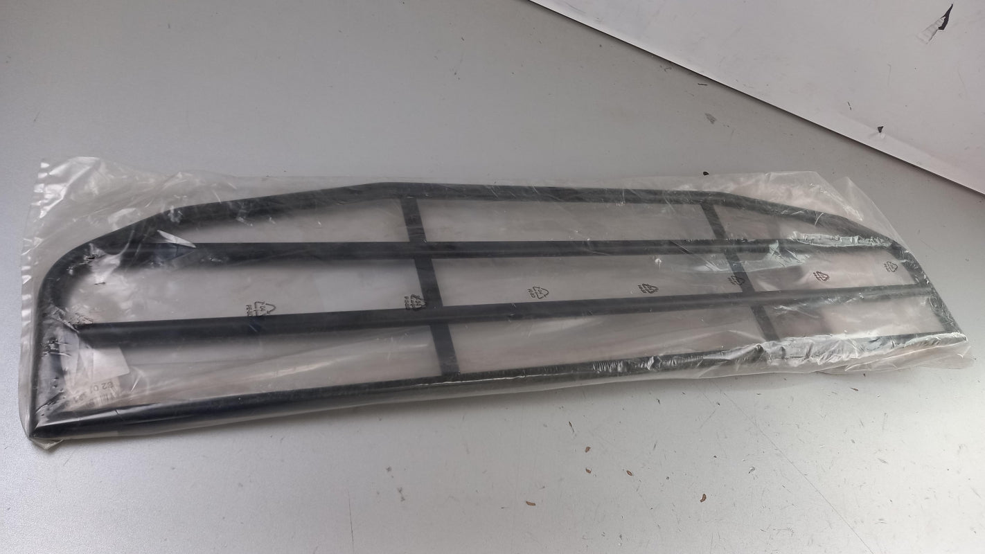 Original OE RENAULT Kofferraum Gitter 8201321369