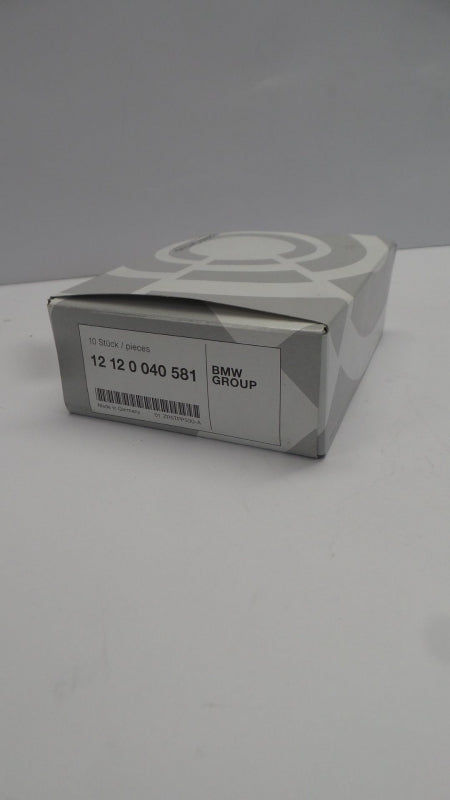 Original BMW F01 F02 F03 F06 F07 F10 F11 F12 F13 F15 F16 Zündkerze 12120040581