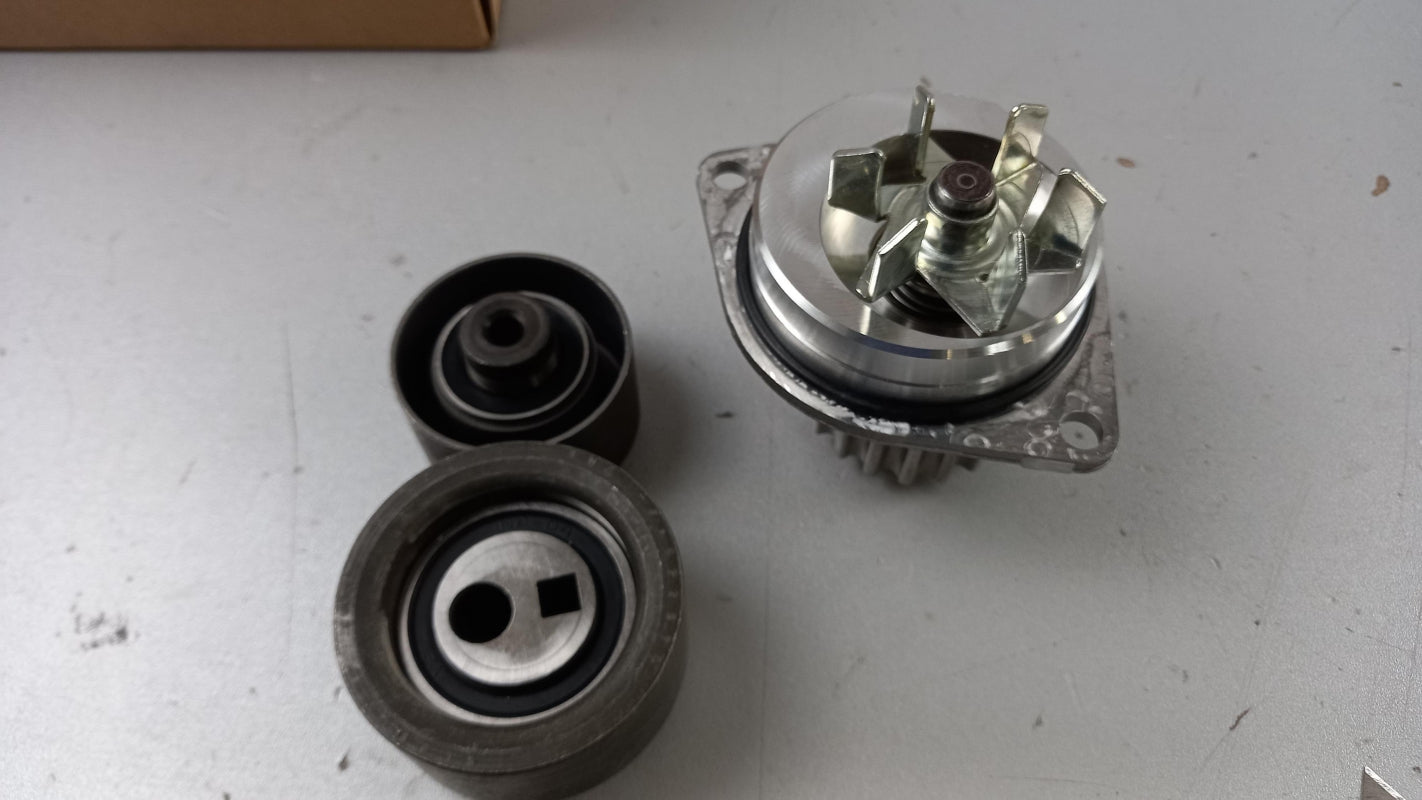 Original OE Peugeot Wasserpumpe + Zahnriemenkit 1613562180