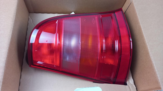 Original MERCEDES-BENZ A-klasse W168 Heckleuchte Rücklicht links A1688200964