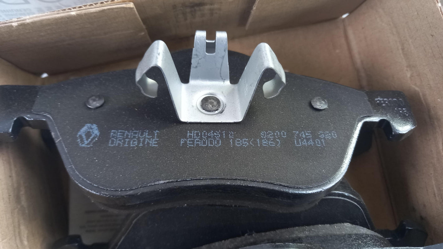Original RENAULT Clio III Megane II Scenic II Bremsbeläge vorne 410601237R