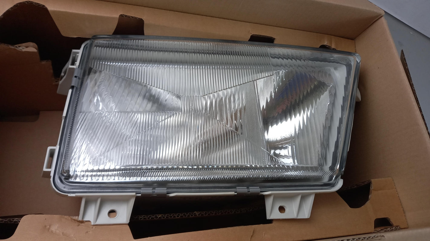 Original OE MERCEDES-BENZ Scheinwerfer A9018200561