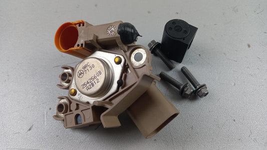 Original HYUNDAI Coupe Sonata Santa Fe KIA Optima Generatorregler 3737037250