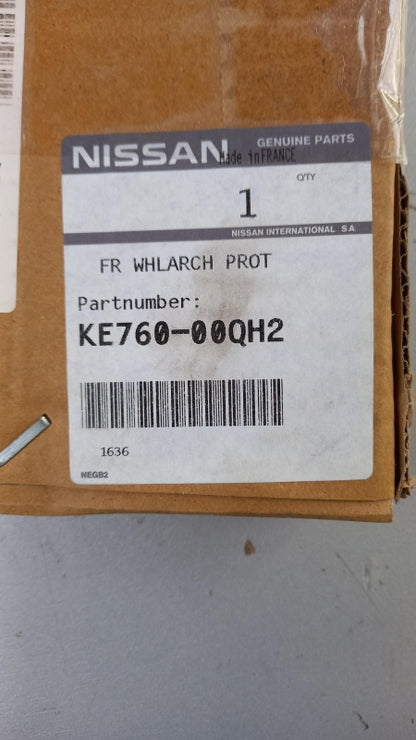 Original OE NISSAN Kotflügel Zierleisten Satz KE76000QH2