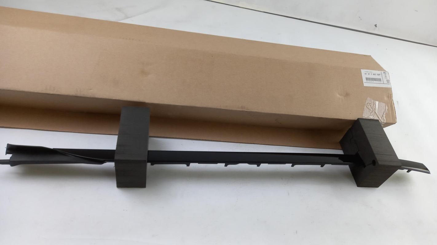 Original BMW X5 G05 windshield trim strip left 51317463527 