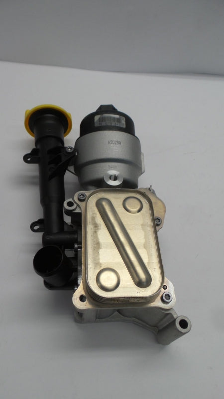 Original OPEL Agila-B Corsa-C Corsa-D Meriva-A 1.3 CDTi Motorölkühler 93184546