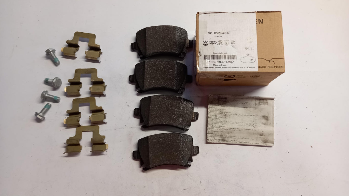 Original AUDI A3 VW Jetta Touran SEAT SKODA Superb rear brake pads 1K0698451G 