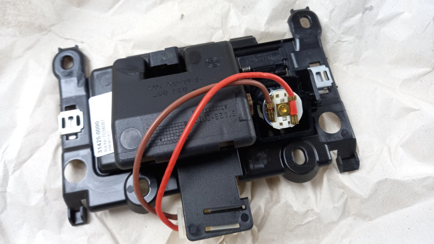 Original OE BMW 5 E60 LCI Aschenbecher 51167034087