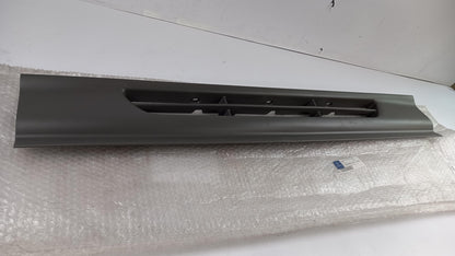 Original MERCEDES-BENZ Actros Stoßfängerabdeckung mitten unten A94388505257C72