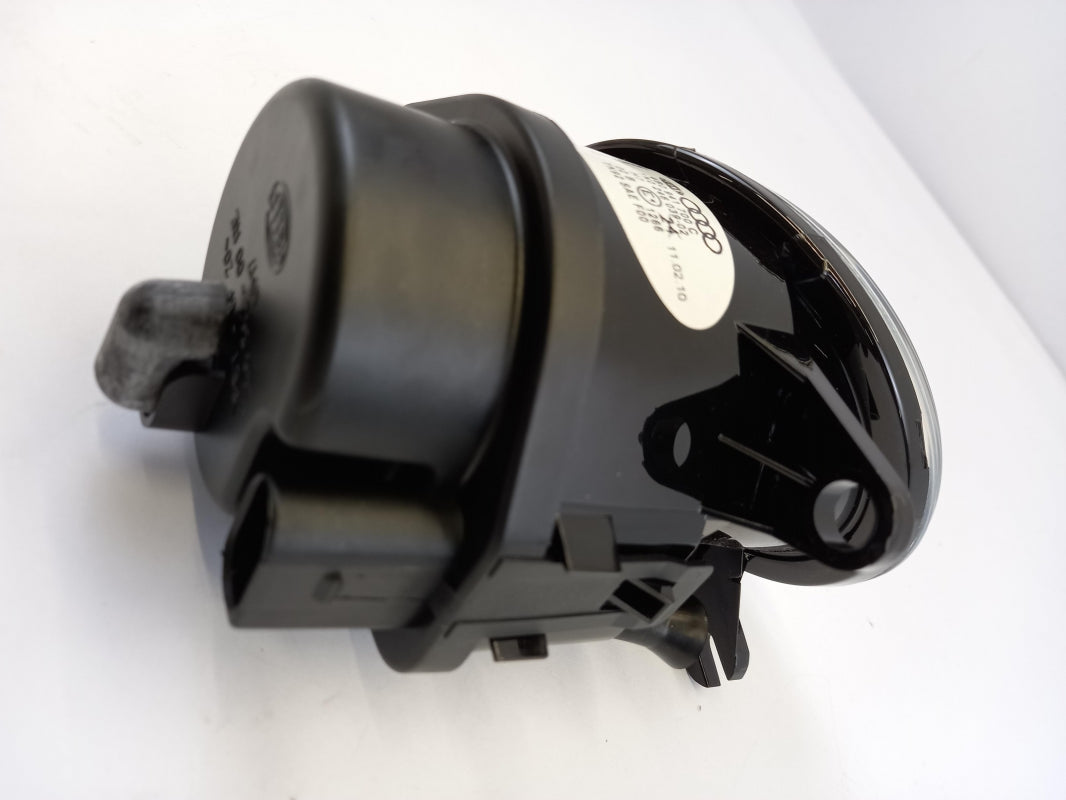 Original OE Volkswagen Nebelscheinwerfer 4B0941700C