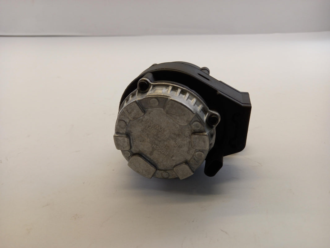 Original AUDI A3 Q3 VW Arteon Golf Passat Tiguan Kühlmittelpumpe 04L965567B