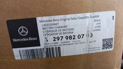 Original MERCEDES-BENZ Flexibles Ladesystem + Adapter 32A/3-phasig A2979820700