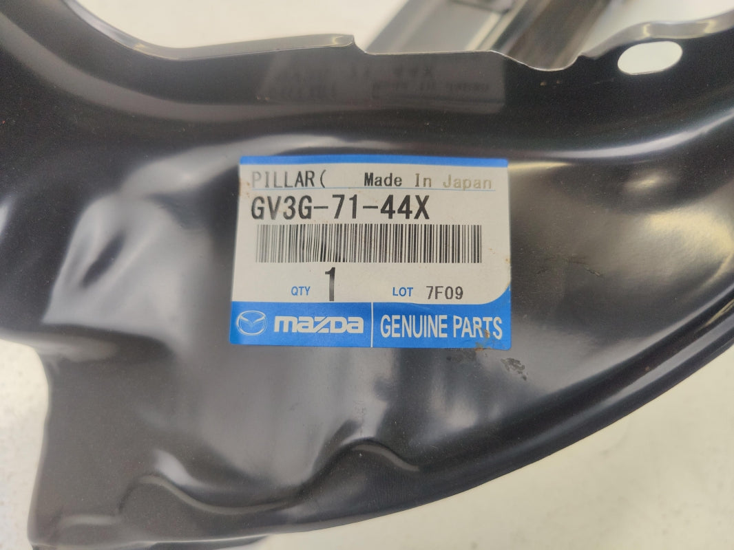 Original MAZDA Reparaturblech außen hinten links GV3G7144X
