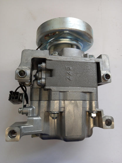 Original OE MAZDA Klimakompressor GJ6A61K00F