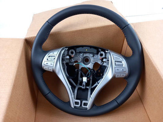 Original NISSAN Qashqai J11 Lenkrad 484304EL5B