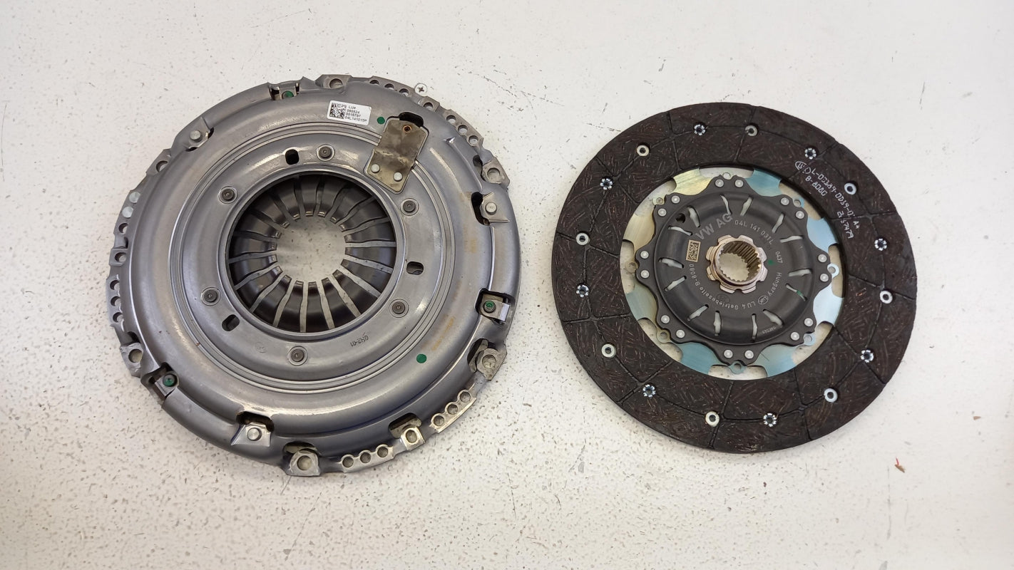 Original AUDI Q2 Q3 SKODA Octavia VW Crafter II Kupplungssatz 2.0 TDI 04L141015P