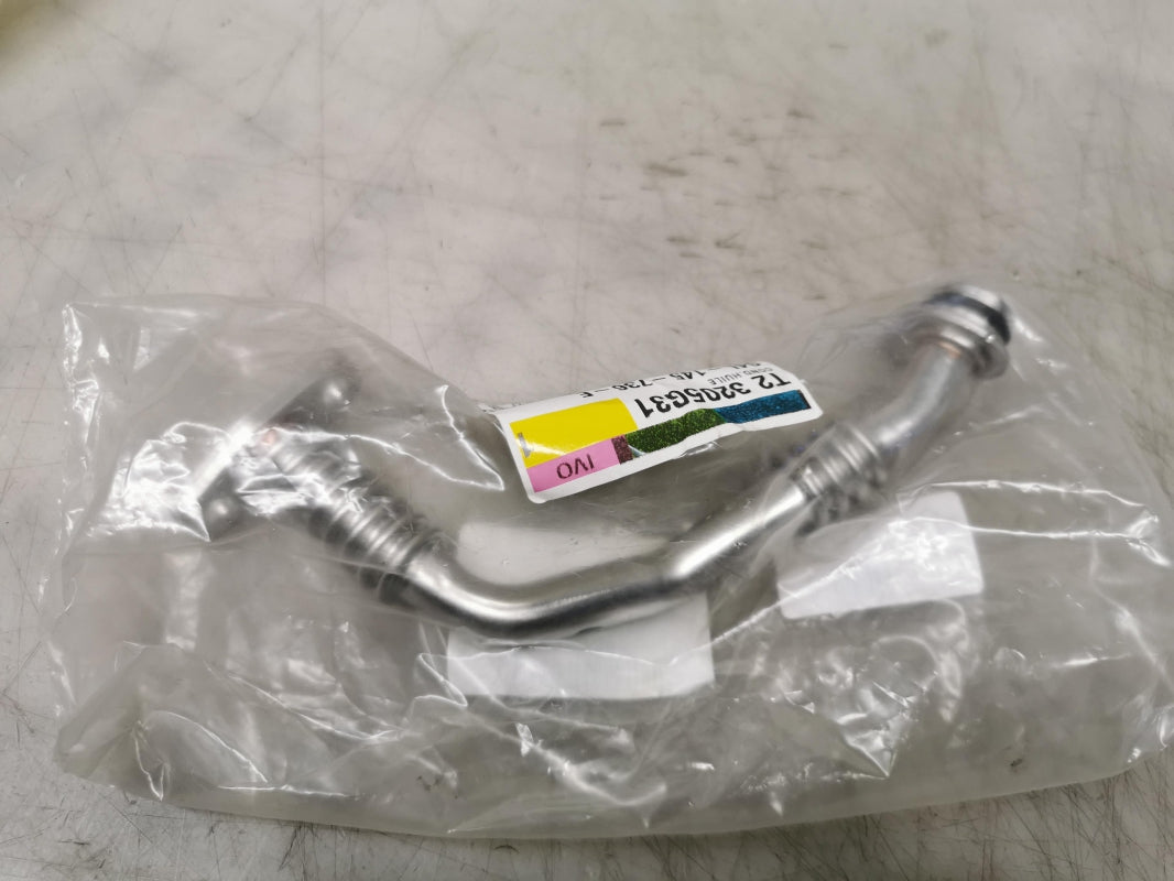 Original OE Volkswagen Ölleitung 04L145736E