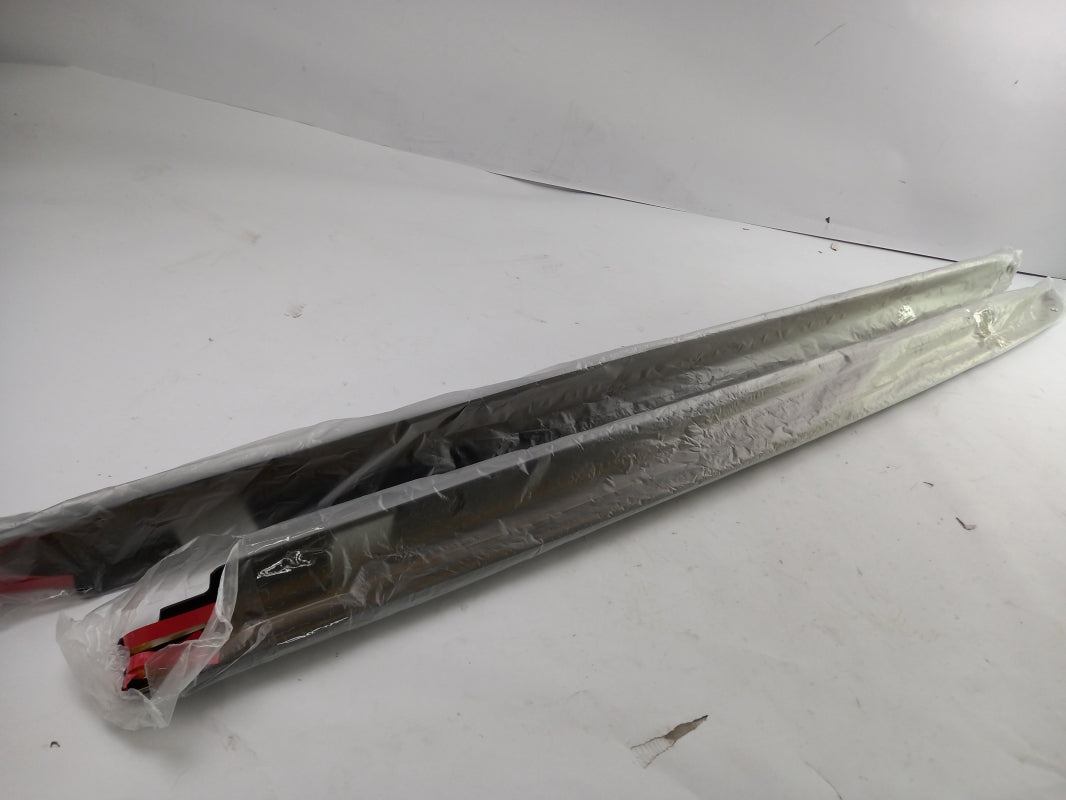 Original OE NISSAN Heckklappe Zierleiste KE9354K41A