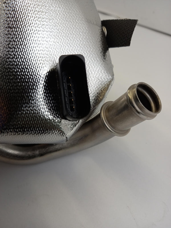 Original AUDI A3 (8V) Q3 VW Golf (MK7) Tiguan AGR Kühler 04L131512BQ
