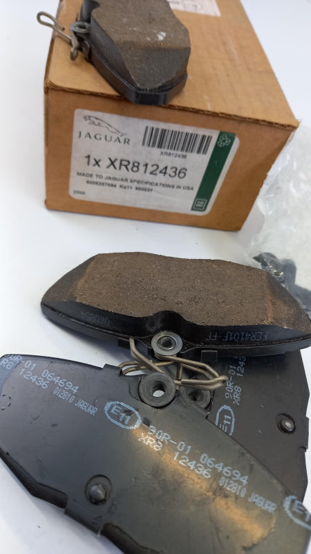 Original JAGUAR S-TYPE (1999-2008) Bremsbeläge Satz Hinten XR812436