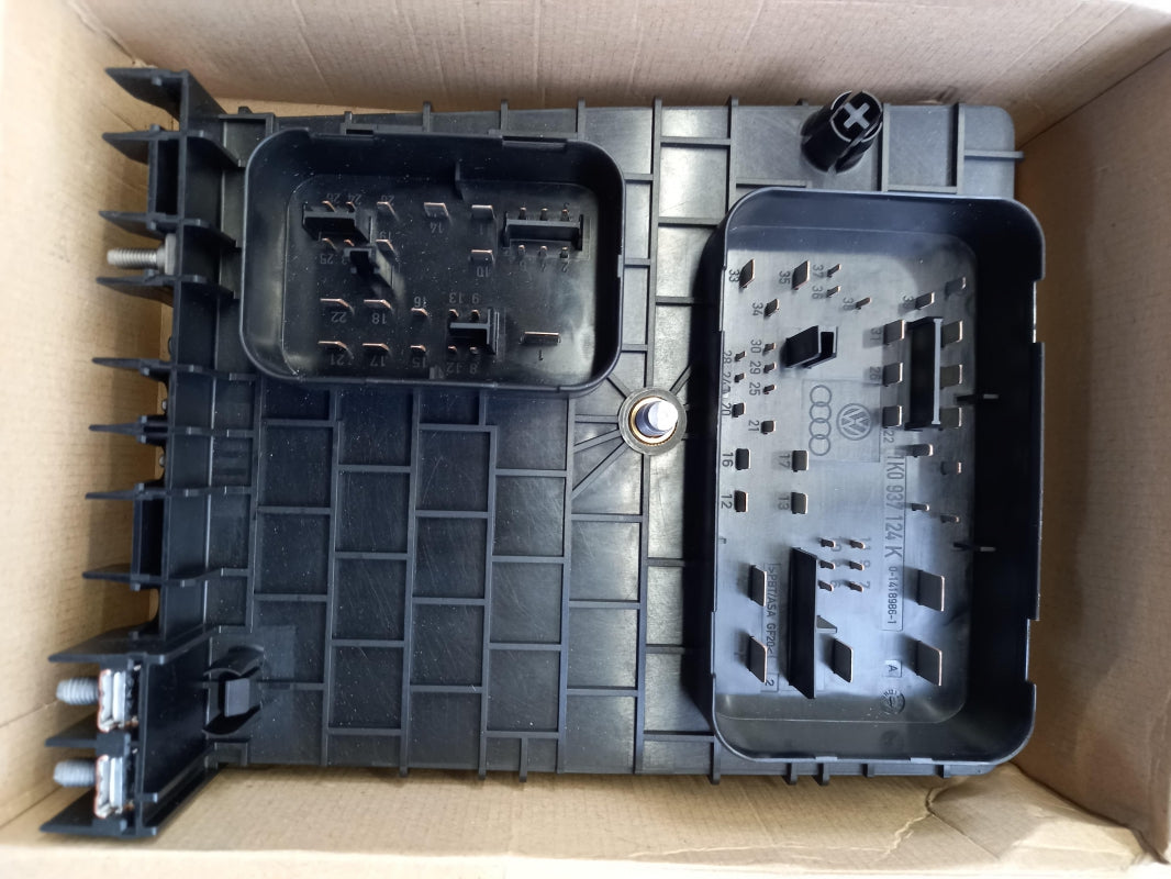 Original OE Volkswagen Sicherungskasten 1K0937124K