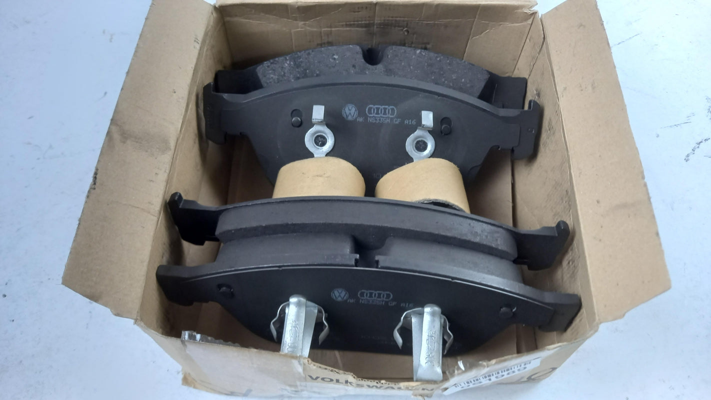Original AUDI A8 III '11-'17 Q5 I '12-'17 Bremsbeläge vorne 8R0698151F