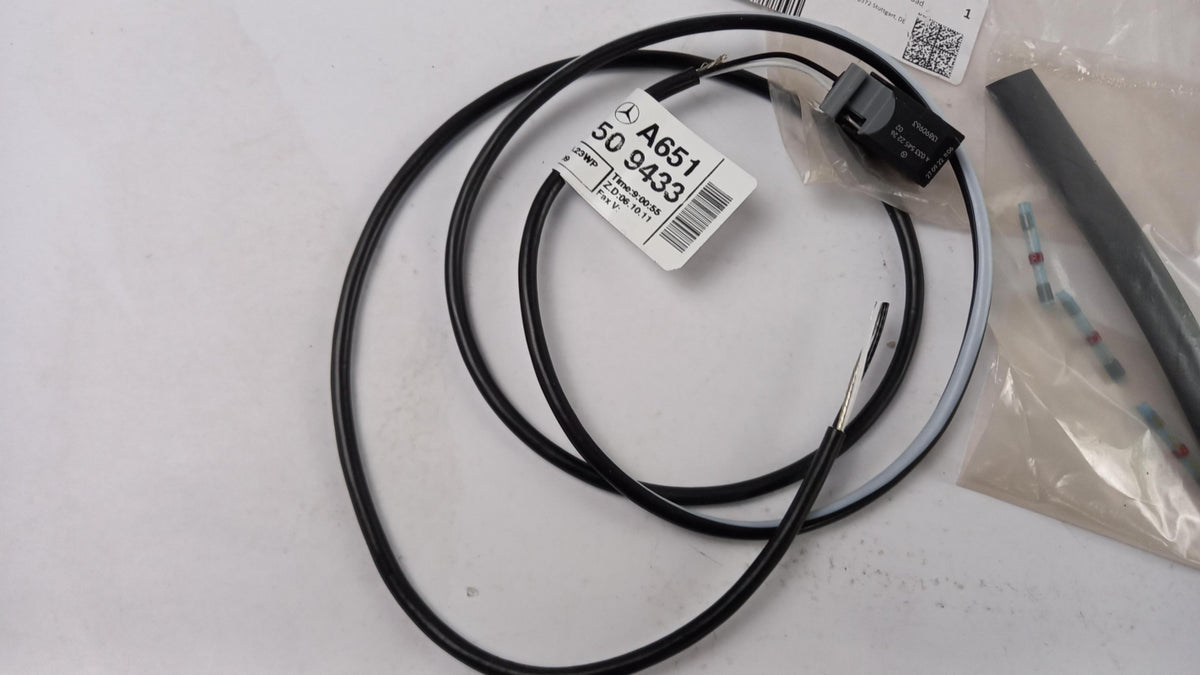 Original OE MERCEDES-BENZ Motor Kabelbaum A651150943364