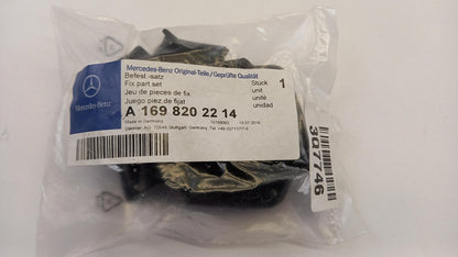 Original OE MERCEDES-BENZ Scheinwerfer Halterung A1698202214