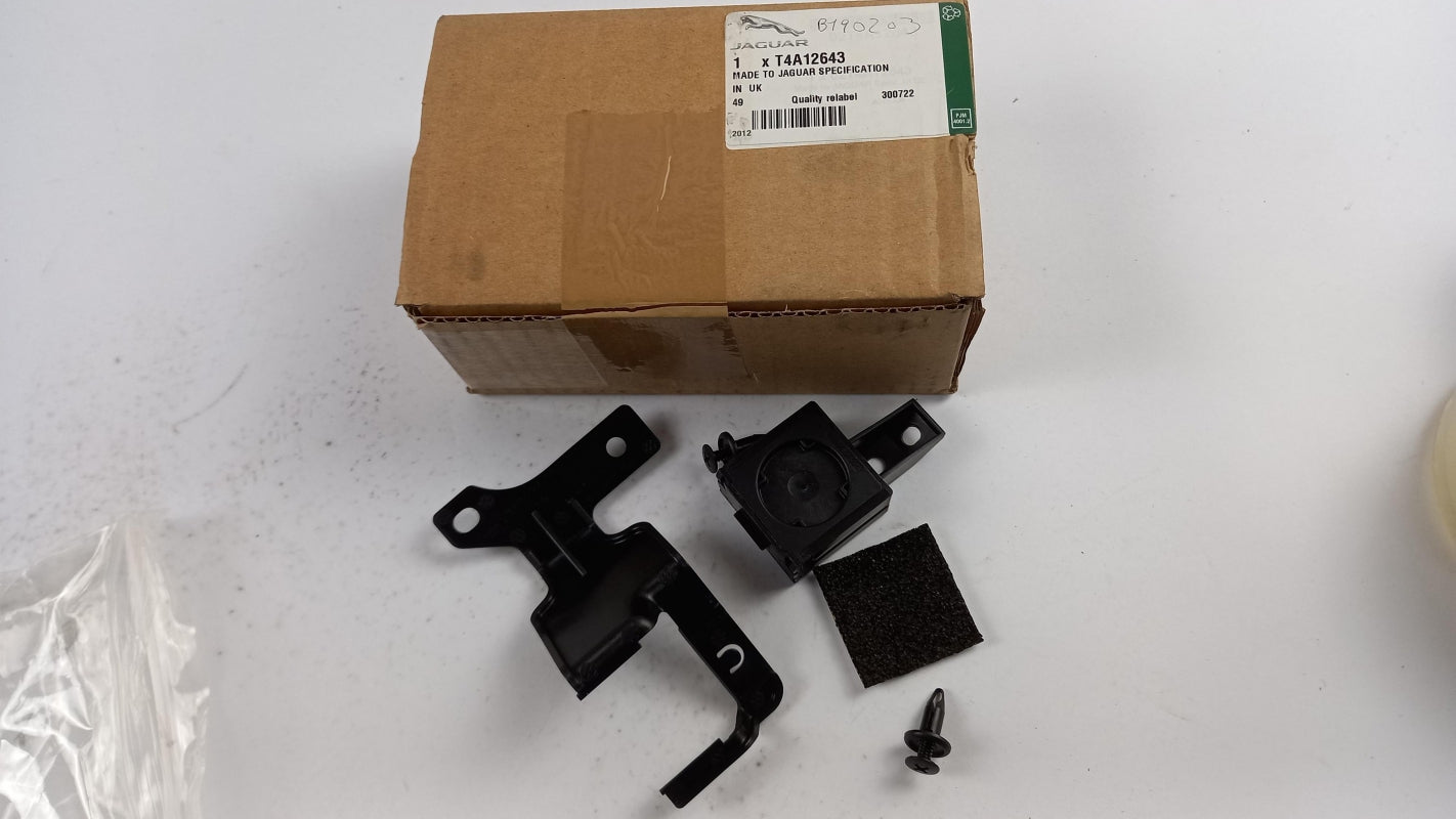Original OE JAGUAR control unit T4A12643 