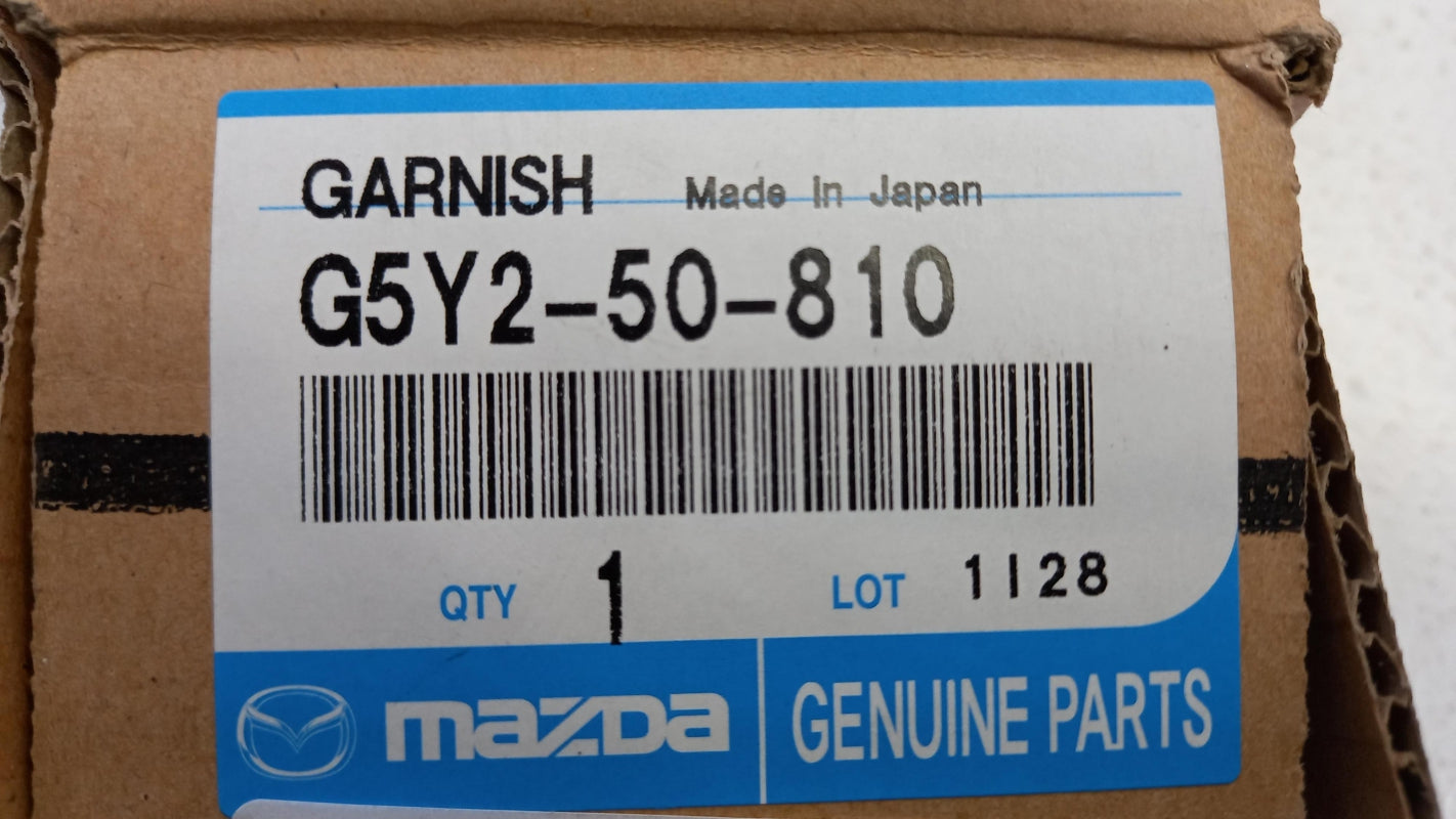 Original MAZDA 6 I Griffleiste Heckklappe G5Y250810