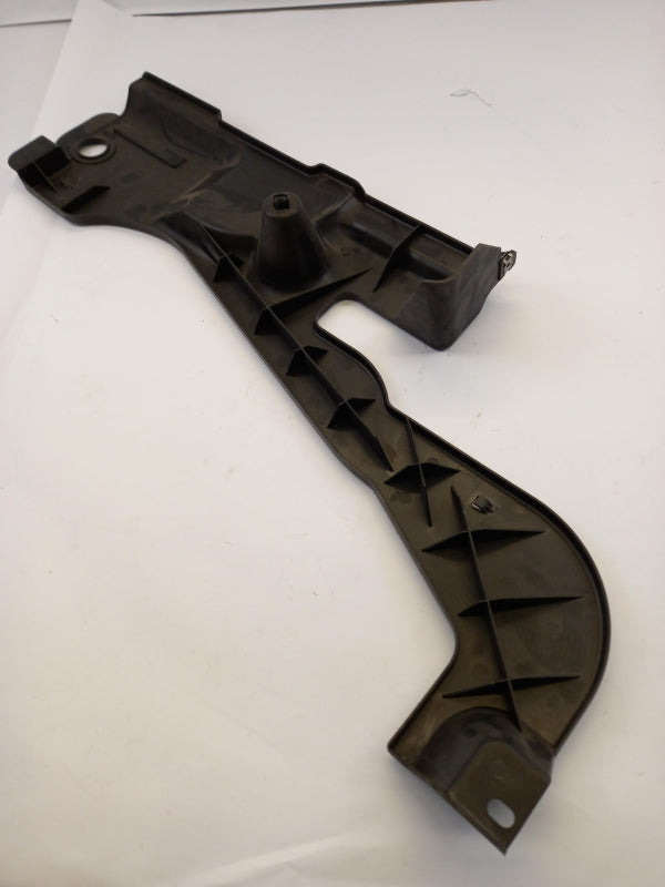 Original VW Passat B6 3C Unterfahrschutz Unterbodenverkleidung rechts 3C0825102