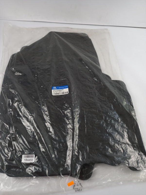Original OE HYUNDAI/KIA Fußmattensatz CZ131ADE00GR