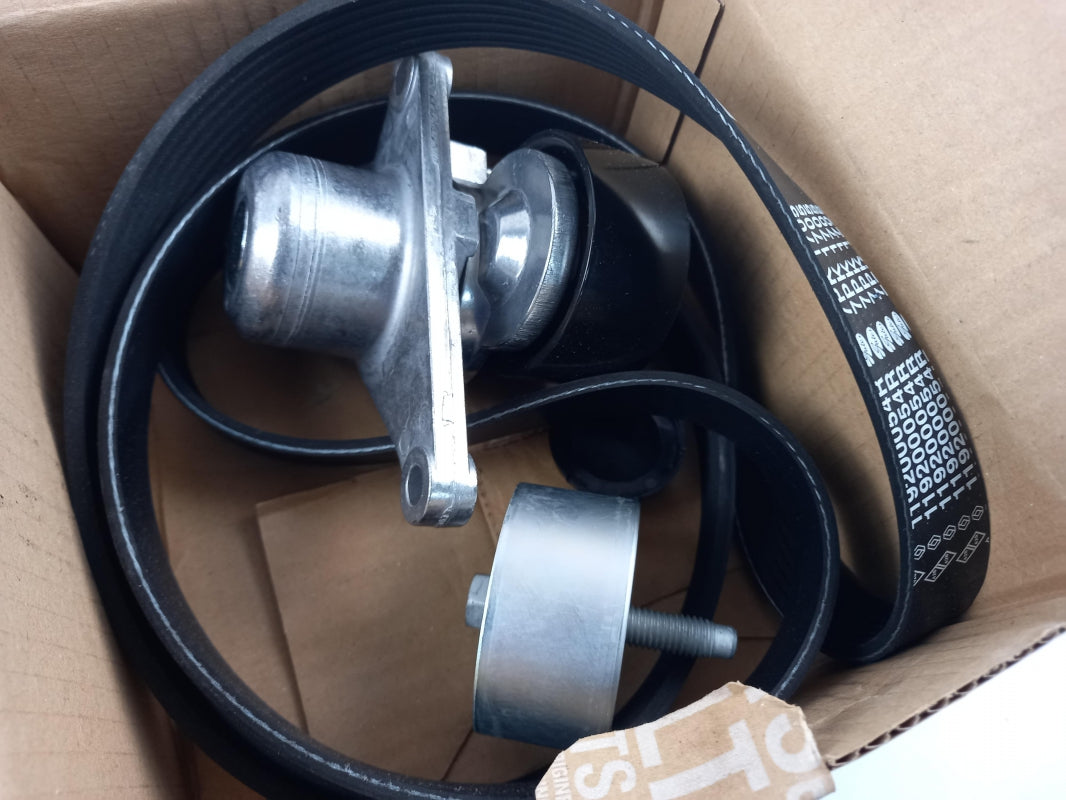Original OE RENAULT Keilrippenriemensatz 7701478499