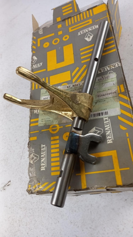 Original OE RENAULT Getriebe Schaltgabel 8200236007