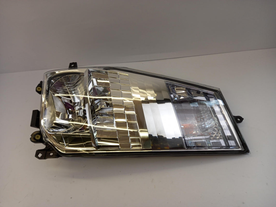 Original OE NISSAN Scheinwerfer 26060LC60A