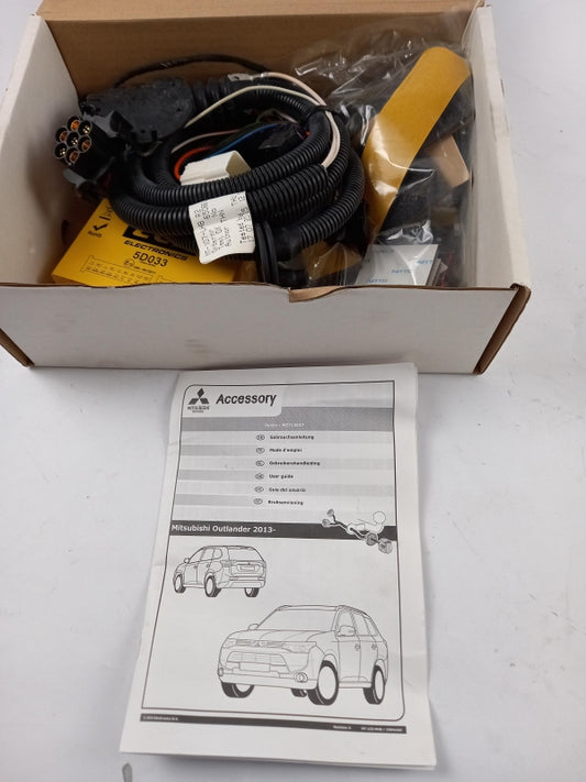 Original OE MITSUBISHI Anhängerkupplung Elektrosatz MZ314827