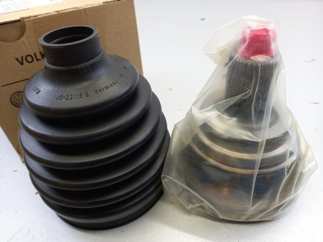 Original OE Volkswagen Antriebswelle Gelenksatz 2Q0498099M