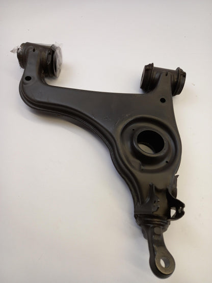 Original MERCEDES-BENZ E-Klasse W210 Querlenker vorne unten links A2103307607