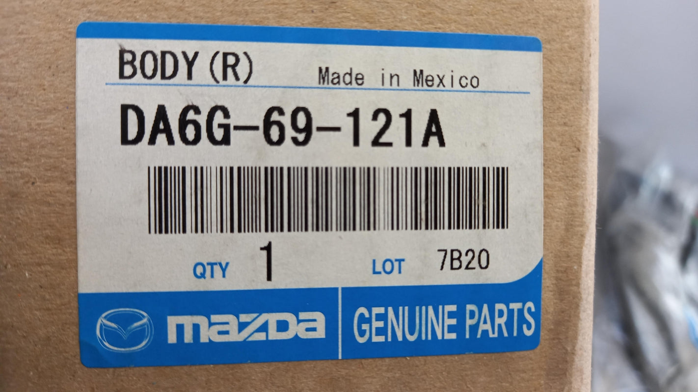 Original MAZDA 2 DL/DJ Außenspiegelgehäuse rechts DA6G69121A