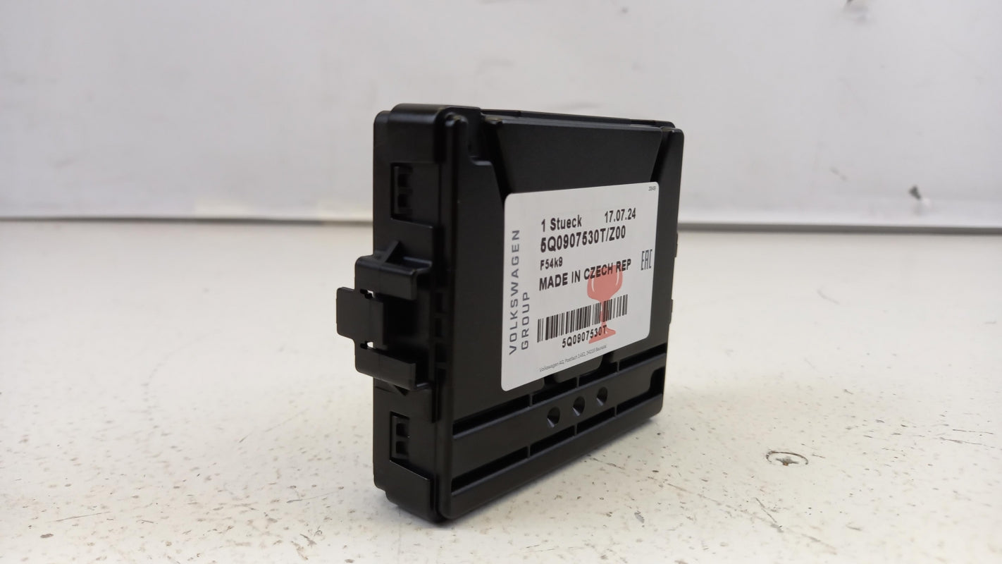 Original OE Volkswagen control unit 5Q0907530TZ00 