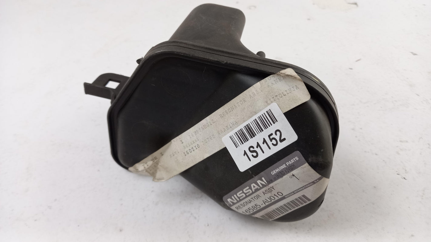 Original NISSAN Almera '00-'06 Primera '02-'07 Air Intake Resonator 16585AU010 