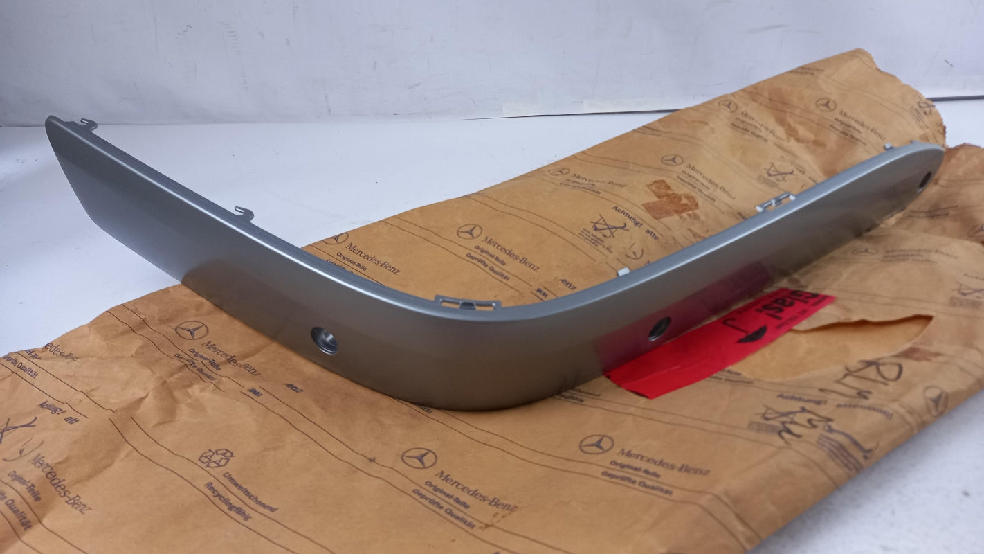 Original OE MERCEDES-BENZ Stoßstangen Zierleiste A21088520217181