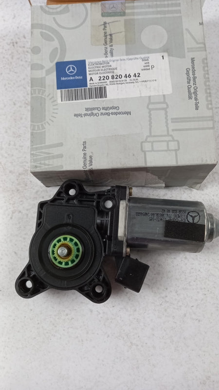 Original MERCEDES-BENZ C-klasse CLC-klasse C203 Fensterhebermotor A2208204642