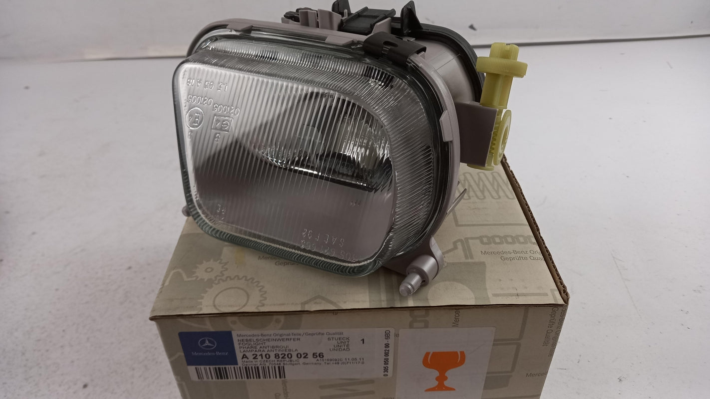 Original OE MERCEDES-BENZ Nebelscheinwerfer A2108200256