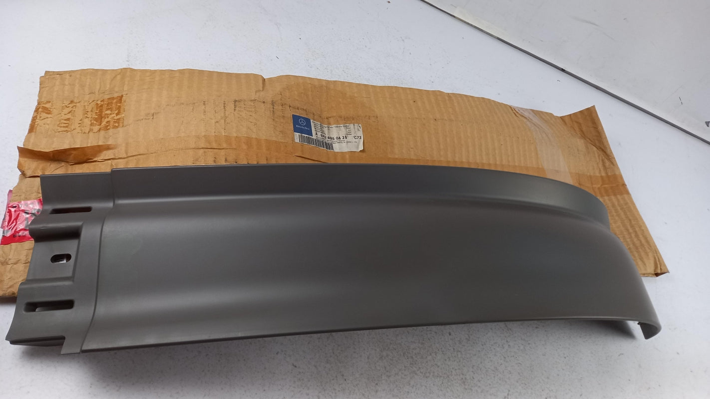 Original OE MERCEDES-BENZ Verkleidung A94388504257C72