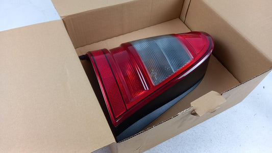 Original OE MERCEDES-BENZ Heckleuchte A1688200564