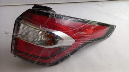 Original OE FORD Heckleuchte 2339937