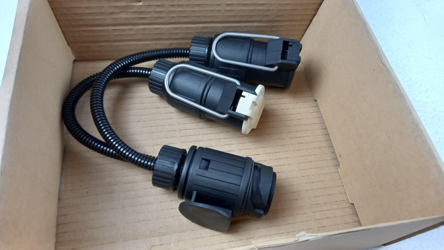 Original OE LAND ROVER Adapter VPLHT0060