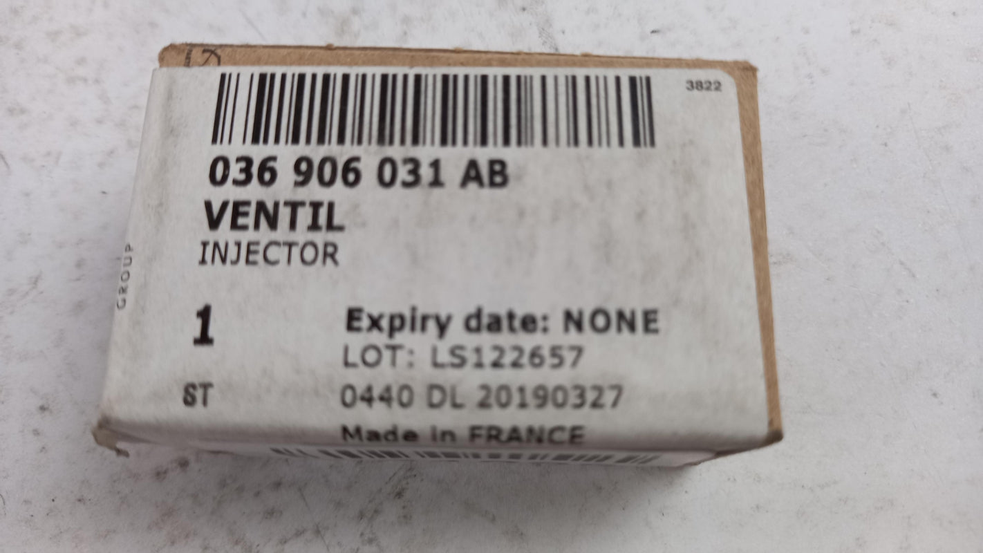 Original VOLKSWAGEN Polo SKODA Fabia I 1.4 Injektor 036906031AB