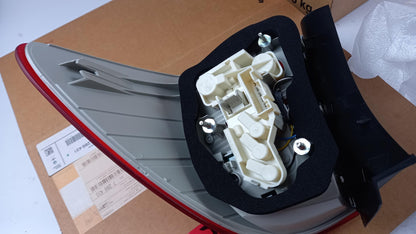 Original BMW 3er E91 Heckleuchte Rücklicht außen links 63217289431